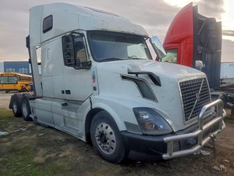 2017 Volvo VNL, VIN 4V4NC9EH2HN972752. Фото 1 з 6 з аукціону Copart. Каталог авто зі США OpenDataCar.