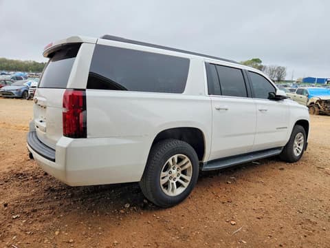 2017 Chevrolet Suburban, VIN 1GNSCHKC7HR160672. Фото 3 з 6 з аукціону Copart. Каталог авто зі США OpenDataCar.