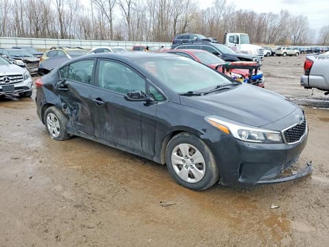 2017 Kia Forte, VIN 3KPFK4A72HE082002. Фото 4 з 6 з аукціону Copart. Каталог авто зі США OpenDataCar.
