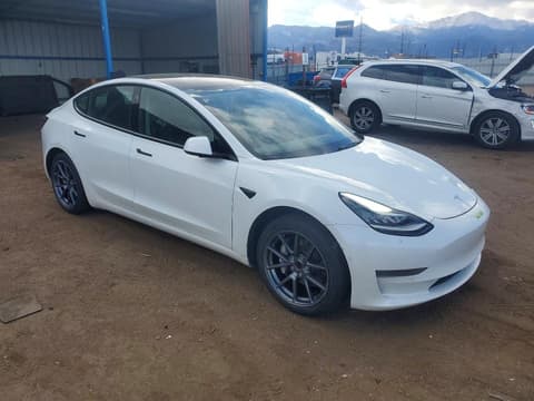 2021 Tesla Model 3, VIN 5YJ3E1EA6MF837090. Фото 4 з 6 з аукціону Copart. Каталог авто зі США OpenDataCar.