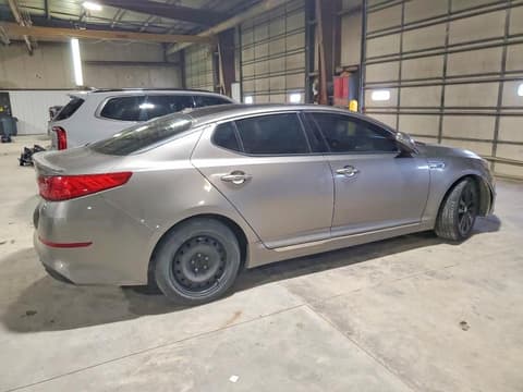 2015 Kia Optima, VIN 5XXGR4A6XFG411654. Фото 3 з 6 з аукціону Copart. Каталог авто зі США OpenDataCar.