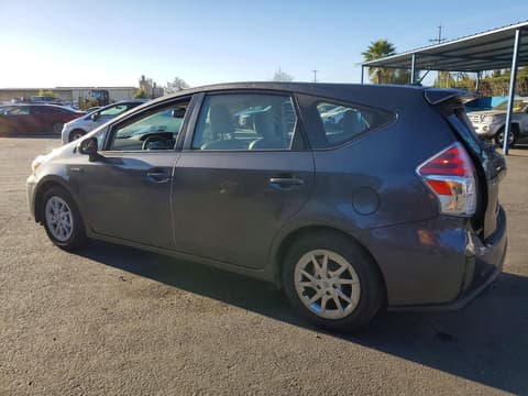 2016 Toyota Prius V, VIN JTDZN3EU1GJ044390. Фото 2 з 6 з аукціону Copart. Каталог авто зі США OpenDataCar.