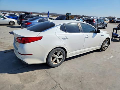 2015 Kia Optima, VIN KNAGM4A78F5538217. Фото 3 з 6 з аукціону Copart. Каталог авто зі США OpenDataCar.