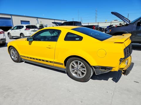 2005 Ford Mustang, VIN 1ZVFT80N255123656. Фото 2 з 6 з аукціону Copart. Каталог авто зі США OpenDataCar.