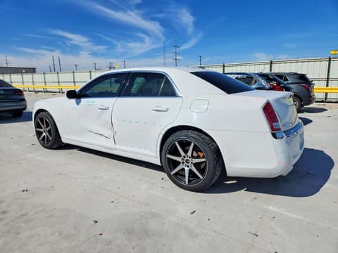 2014 Chrysler 300, VIN 2C3CCAAG2EH381086. Фото 2 з 6 з аукціону Copart. Каталог авто зі США OpenDataCar.