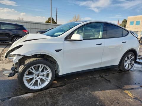 2023 Tesla Model Y, VIN 7SAYGAEE3PF591383. Фото 1 з 6 з аукціону Copart. Каталог авто зі США OpenDataCar.