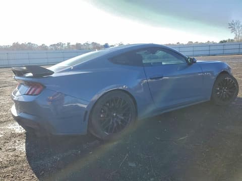 2024 Ford Mustang, VIN 1FA6P8CF2R5418103. Фото 3 з 6 з аукціону Copart. Каталог авто зі США OpenDataCar.
