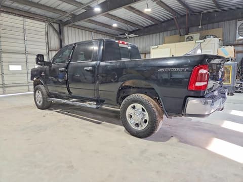 2022 Ram 2500, VIN 3C6UR5DL5NG131511. Фото 2 з 6 з аукціону Copart. Каталог авто зі США OpenDataCar.