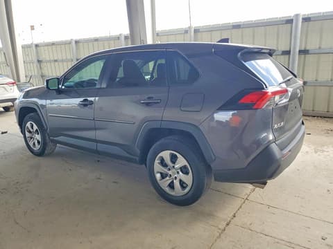 2022 Toyota RAV4, VIN 2T3H1RFV5NC174738. Фото 2 з 6 з аукціону Copart. Каталог авто зі США OpenDataCar.