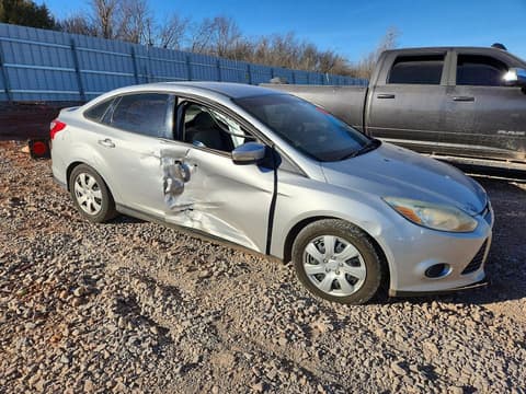 2014 Ford Focus, VIN 1FADP3F25EL356267. Фото 4 з 6 з аукціону Copart. Каталог авто зі США OpenDataCar.