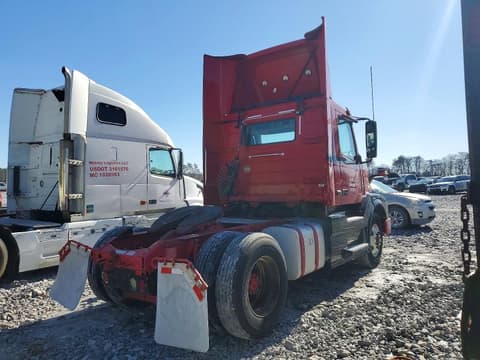 2017 Volvo VNL, VIN 4V4N39EHXHN960560. Фото 4 з 6 з аукціону Copart. Каталог авто зі США OpenDataCar.