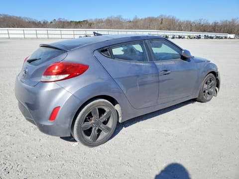 2017 Hyundai Veloster, VIN KMHTC6AD0HU310495. Фото 3 из 6 с аукциона Copart. Каталог авто из США OpenDataCar.
