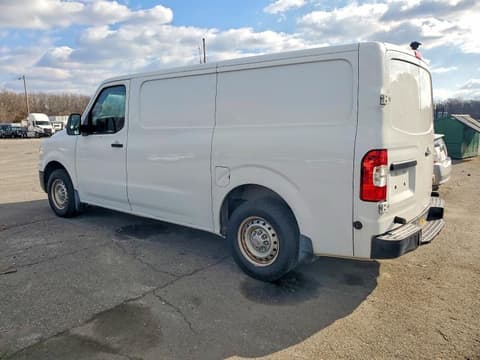 2015 Nissan NV 1500, VIN 1N6BF0KL2FN804260. Zdjęcie 2 z 6 z aukcji Copart. Katalog aut z USA OpenDataCar.