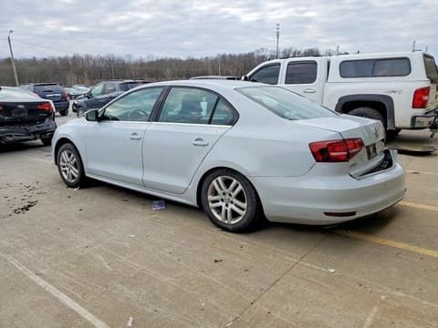 2017 Volkswagen Jetta, VIN 3VW2B7AJ3HM324522. Фото 2 з 6 з аукціону Copart. Каталог авто зі США OpenDataCar.