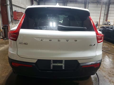 2024 Volvo XC40, VIN YV4L12UL4R2314324. Фото 6 з 6 з аукціону Copart. Каталог авто зі США OpenDataCar.