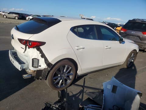 2024 Mazda 3, VIN JM1BPALM1R1650262. Фото 3 з 6 з аукціону Copart. Каталог авто зі США OpenDataCar.