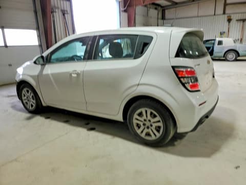 2020 Chevrolet Sonic, VIN 1G1JG6SB9L4122427. Фото 2 з 6 з аукціону Copart. Каталог авто зі США OpenDataCar.