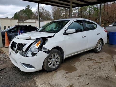 2019 Nissan Versa, VIN 3N1CN7AP4KL812610. Фото 1 з 6 з аукціону Copart. Каталог авто зі США OpenDataCar.