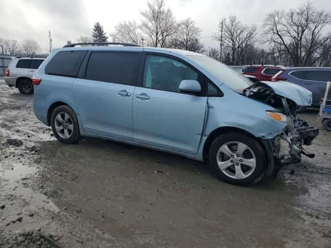 2015 Toyota Sienna, VIN 5TDKK3DC0FS568764. Фото 4 з 6 з аукціону Copart. Каталог авто зі США OpenDataCar.