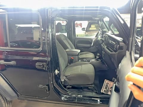 2022 Jeep Wrangler Unlimited, VIN 1C4HJXDN6NW235859. Фото 5 з 6 з аукціону Copart. Каталог авто зі США OpenDataCar.