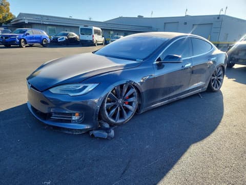 2016 Tesla Model S, VIN 5YJSA1E44GF146906. Zdjęcie 1 z 6 z aukcji Copart. Katalog aut z USA OpenDataCar.