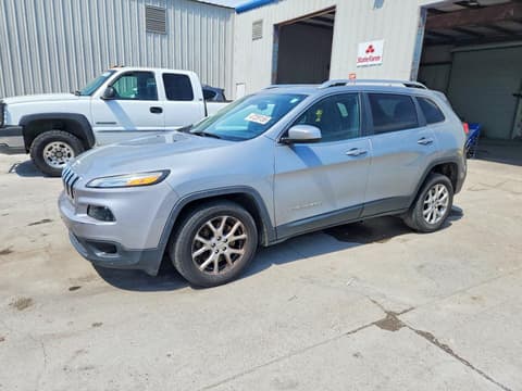 2015 Jeep Cherokee, VIN 1C4PJLCS2FW661027. Фото 1 з 6 з аукціону Copart. Каталог авто зі США OpenDataCar.