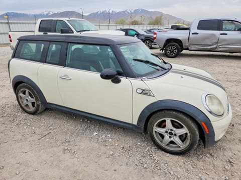 2010 Mini Cooper Clubman, VIN WMWML3C57ATX51675. Zdjęcie 4 z 6 z aukcji Copart. Katalog aut z USA OpenDataCar.