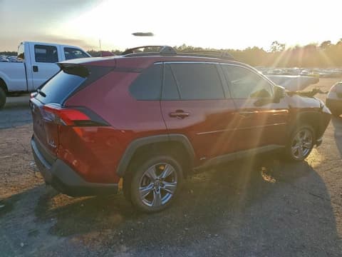 2023 Toyota RAV4, VIN JTMLWRFV0PD572952. Фото 3 з 6 з аукціону Copart. Каталог авто зі США OpenDataCar.