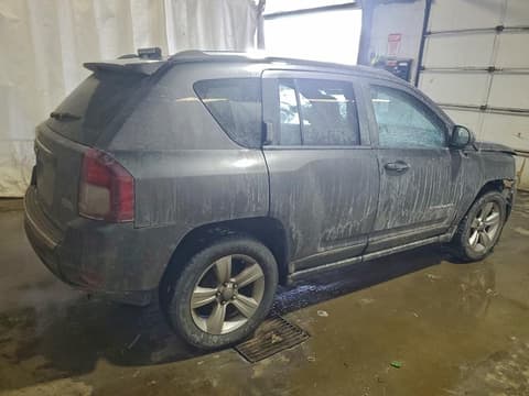 2015 Jeep Compass, VIN 1C4NJDEBXFD396203. Фото 3 з 6 з аукціону Copart. Каталог авто зі США OpenDataCar.