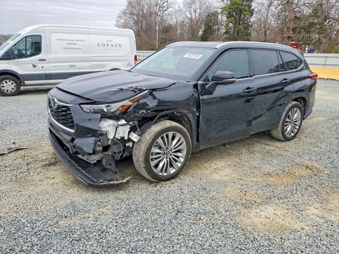 2023 Toyota Highlander, VIN 5TDKDRAHXPS512622. Фото 1 з 6 з аукціону Copart. Каталог авто зі США OpenDataCar.