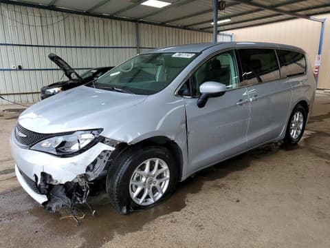 2023 Chrysler Voyager, VIN 2C4RC1CG6PR550218. Фото 1 из 6 с аукциона Copart. Каталог авто из США OpenDataCar.