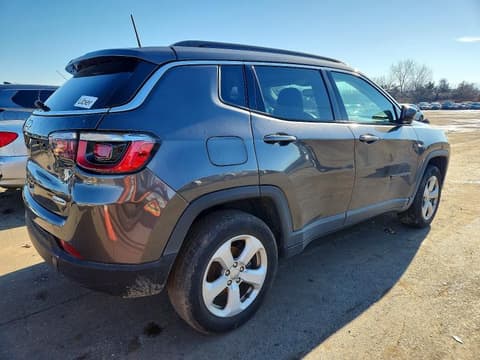 2019 Jeep Compass, VIN 3C4NJDBB0KT647352. Фото 3 з 6 з аукціону Copart. Каталог авто зі США OpenDataCar.