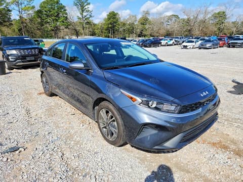 2024 Kia Forte, VIN 3KPF24AD4RE698372. Фото 4 з 6 з аукціону Copart. Каталог авто зі США OpenDataCar.