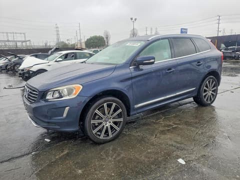 2015 Volvo XC60, VIN YV440MDK0F2685308. Фото 1 з 6 з аукціону Copart. Каталог авто зі США OpenDataCar.