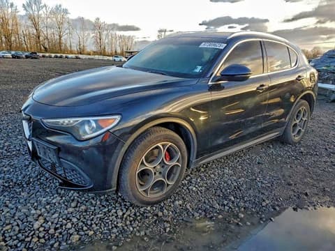 2018 Alfa romeo Stelvio, VIN ZASFAKAN4J7B81763. Фото 1 з 6 з аукціону Copart. Каталог авто зі США OpenDataCar.