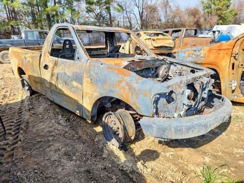 2003 Ford F-150 Lightning, VIN 1FTRF17243NA16678. Zdjęcie 4 z 6 z aukcji Copart. Katalog aut z USA OpenDataCar.