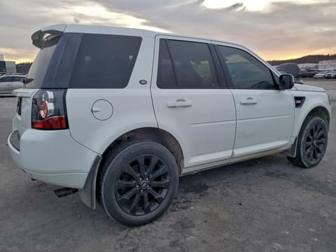 2015 Land rover LR2, VIN SALFP2BG2FH432328. Фото 3 з 6 з аукціону Copart. Каталог авто зі США OpenDataCar.