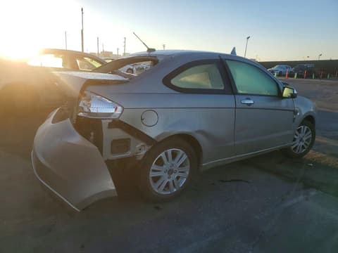 2008 Ford Focus, VIN 1FAHP33N58W228131. Фото 3 з 6 з аукціону Copart. Каталог авто зі США OpenDataCar.