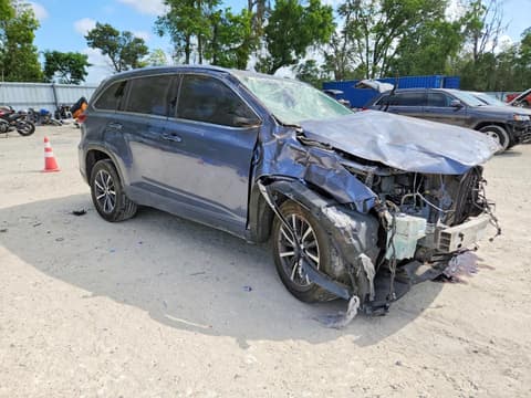 2017 Toyota Highlander, VIN 5TDKZRFH9HS519380. Фото 4 з 6 з аукціону Copart. Каталог авто зі США OpenDataCar.