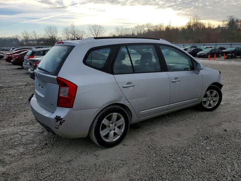 2007 Kia Rondo, VIN KNAFG525077088719. Фото 3 з 6 з аукціону Copart. Каталог авто зі США OpenDataCar.