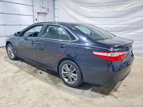 2015 Toyota Camry, VIN 4T1BF1FK6FU079628. Фото 2 з 6 з аукціону Copart. Каталог авто зі США OpenDataCar.