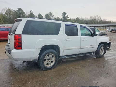 2007 Chevrolet Suburban, VIN 3GNFC16J27G315614. Zdjęcie 3 z 6 z aukcji Copart. Katalog aut z USA OpenDataCar.