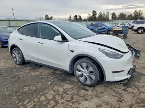2023 Tesla Model Y, VIN 7SAYGDEE8PF686801. Фото 4 з 6 з аукціону Copart. Каталог авто зі США OpenDataCar.