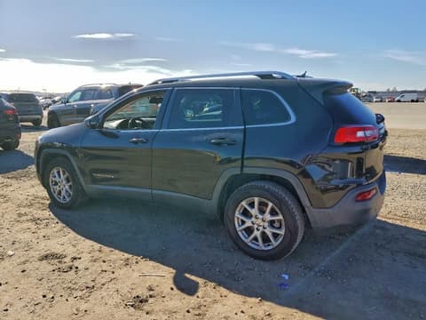 2015 Jeep Cherokee, VIN 1C4PJLCB8FW683310. Фото 2 из 6 с аукциона Copart. Каталог авто из США OpenDataCar.