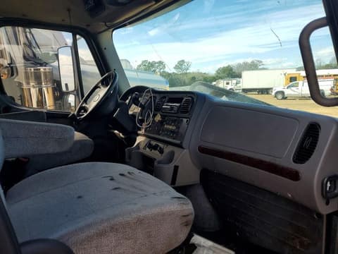 2020 Freightliner M2, VIN 1FVACWD29LHLC8632. Фото 5 з 6 з аукціону Copart. Каталог авто зі США OpenDataCar.