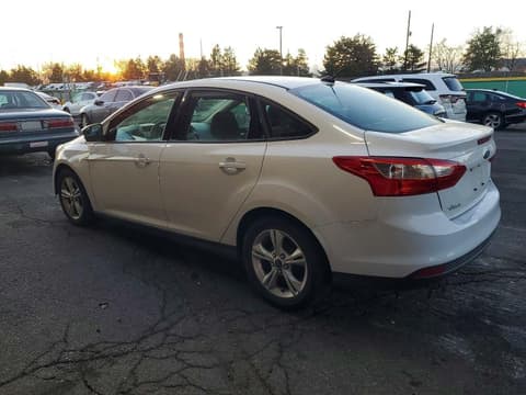 2014 Ford Focus, VIN 1FADP3F26EL145241. Фото 2 з 6 з аукціону Copart. Каталог авто зі США OpenDataCar.
