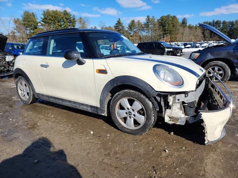 2015 Mini Cooper, VIN WMWXM5C57F3A58265. Фото 4 з 6 з аукціону Copart. Каталог авто зі США OpenDataCar.