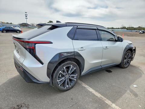 2023 Toyota BZ4X, VIN JTMABACA0PA007589. Zdjęcie 3 z 6 z aukcji Copart. Katalog aut z USA OpenDataCar.