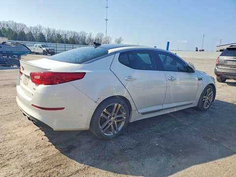 2015 Kia Optima, VIN 5XXGR4A62FG391870. Фото 3 з 6 з аукціону Copart. Каталог авто зі США OpenDataCar.