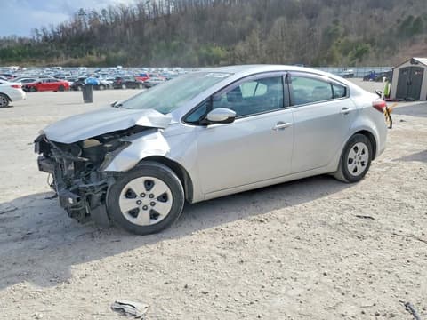 2017 Kia Forte, VIN 3KPFK4A76HE129175. Фото 1 з 6 з аукціону Copart. Каталог авто зі США OpenDataCar.